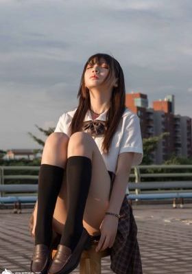 小小的肚子_免费高清日本成人在线